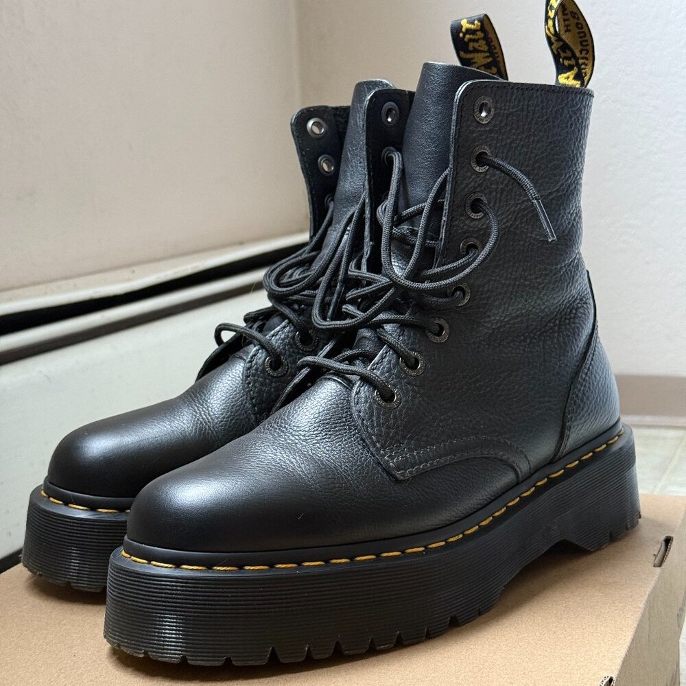 Dr. Martens Jadon Boots Black Pisa Leather Platform Size 10
